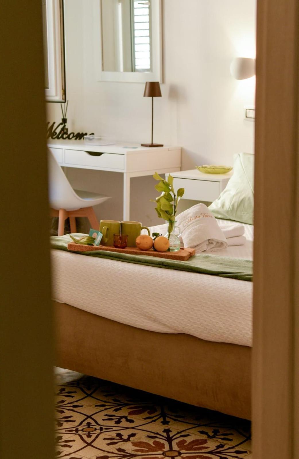 Madre Terra Apartment & Rooms テッラジーニ エクステリア 写真