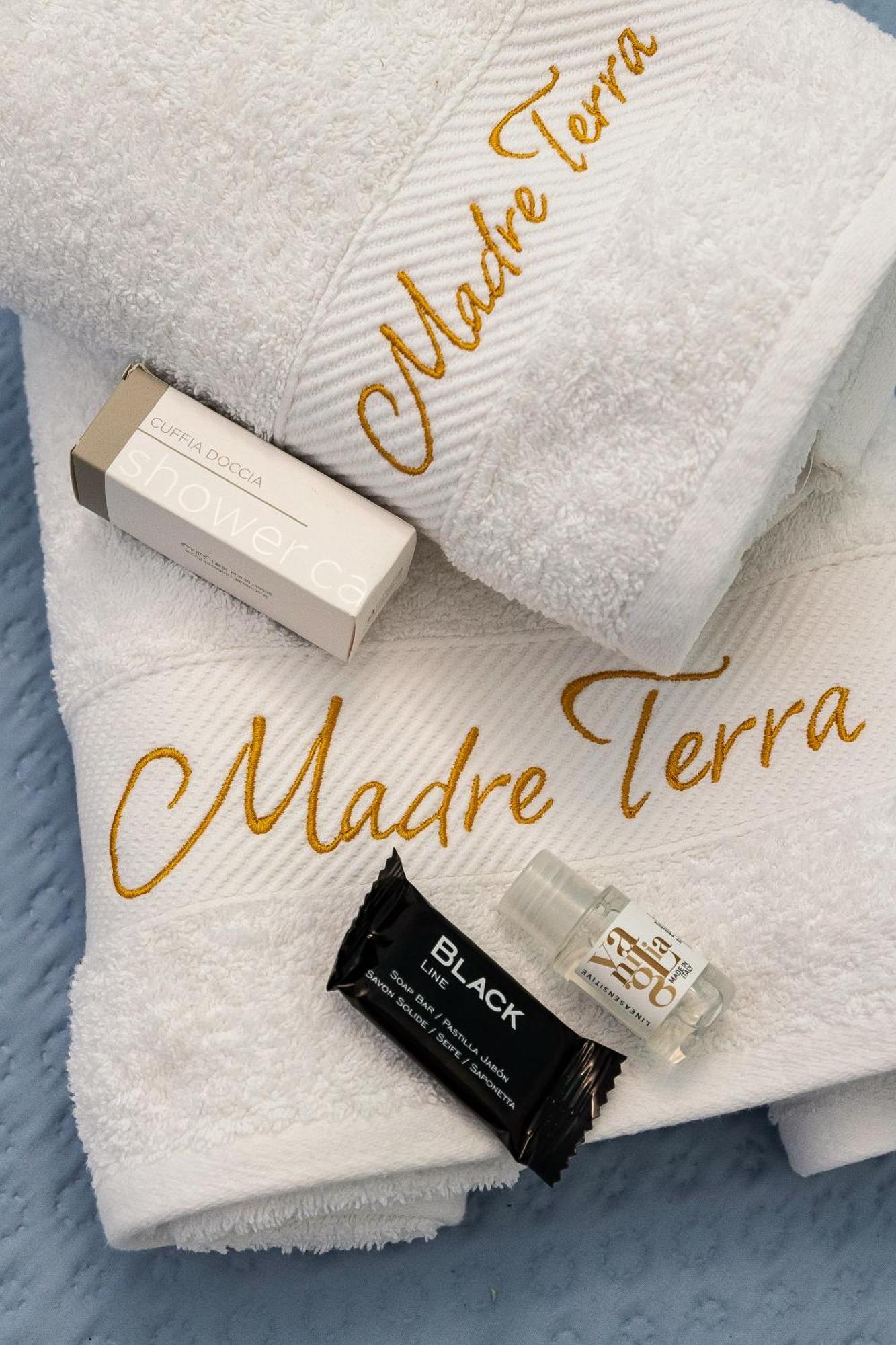 Madre Terra Apartment & Rooms テッラジーニ エクステリア 写真