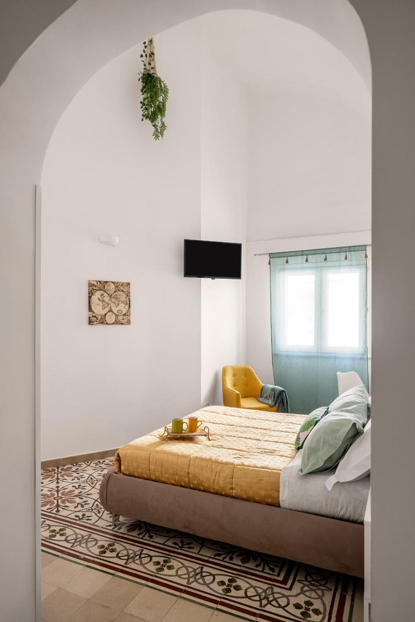 Madre Terra Apartment & Rooms テッラジーニ エクステリア 写真
